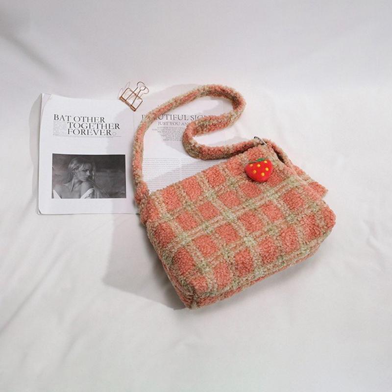 Women's Winter Fashionable Large-Capacity Lattice Bag