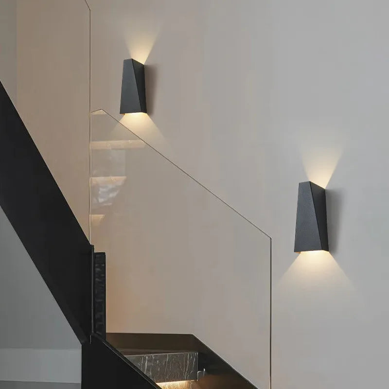 Modern LED Wall Lamp with Up and Down Lighting for Home and Hotel