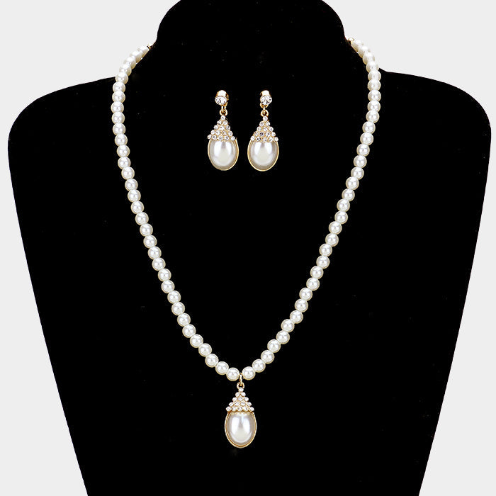 Glamorous Crystal Pave Teardrop Pearl Pendant Necklace