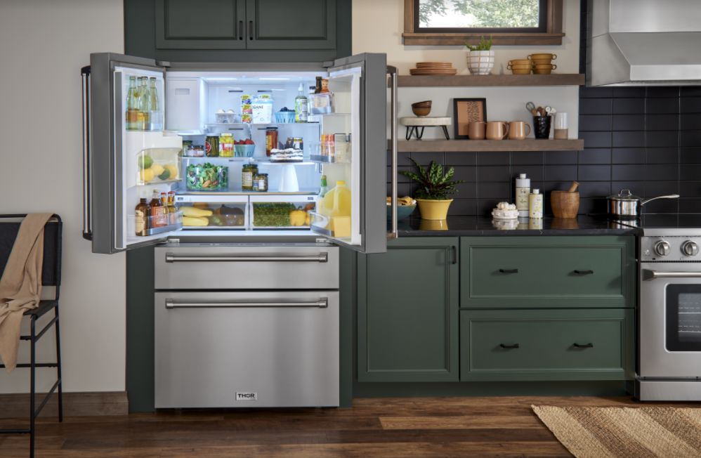 Thor Kitchen 36" Counter Depth Refrigerator with Water Dispenser and Ice Maker