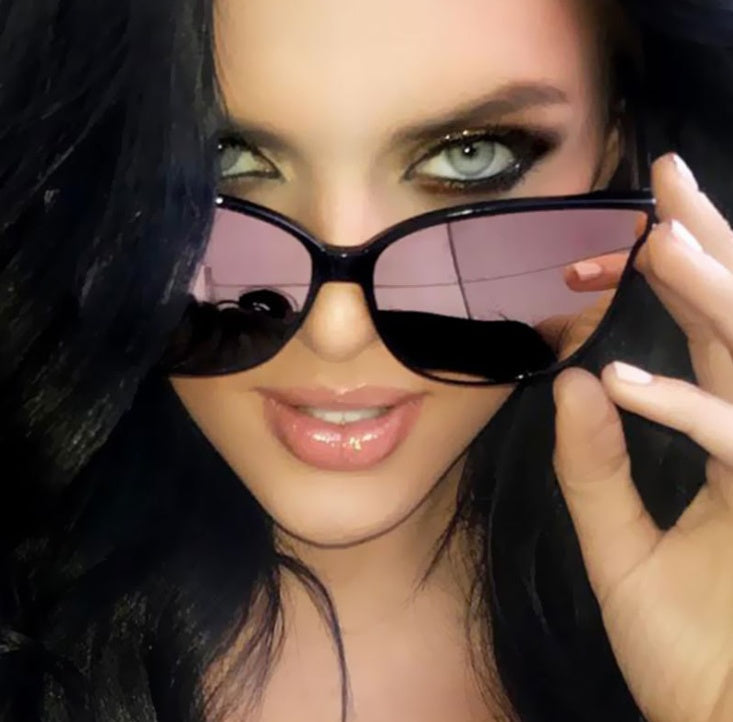 Stylish Vintage Sunglasses with Polarized Lenses