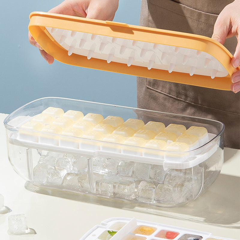 Efficient Manual Ice Cube Maker