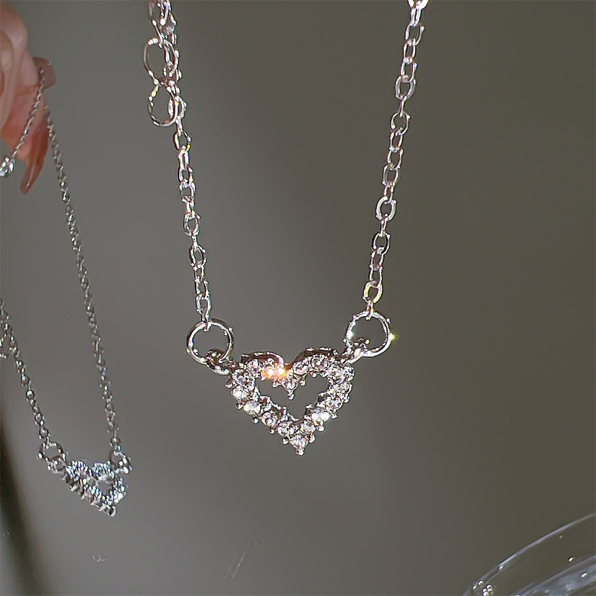 17KM Romantic Heart Pendant Zircon Necklace for Women