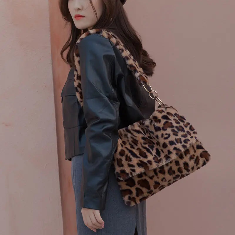 Leopard Print Fur Bag for Women, Large Capacity Crossbody Shoulder Clutch