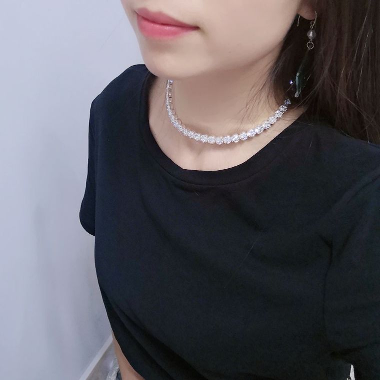 Glamorous Crystal Tennis Necklace, Perfect for Any Occasion