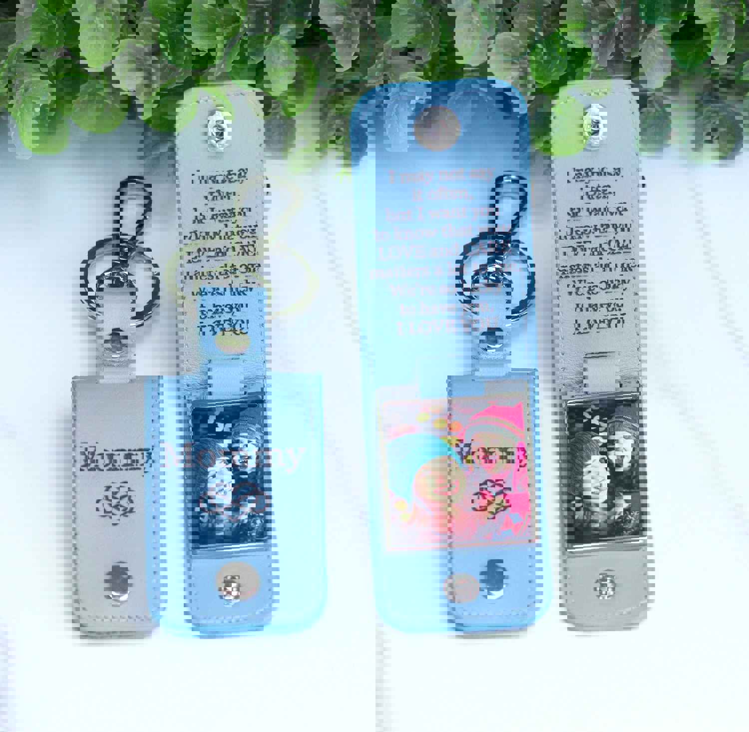 Custom Engraved Leather Photo Keychain - A Unique Gift for Loved Ones