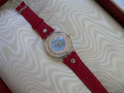 Roi Soleil Christmas 1993 Swatch GZ127PACK - Vintage Timepiece