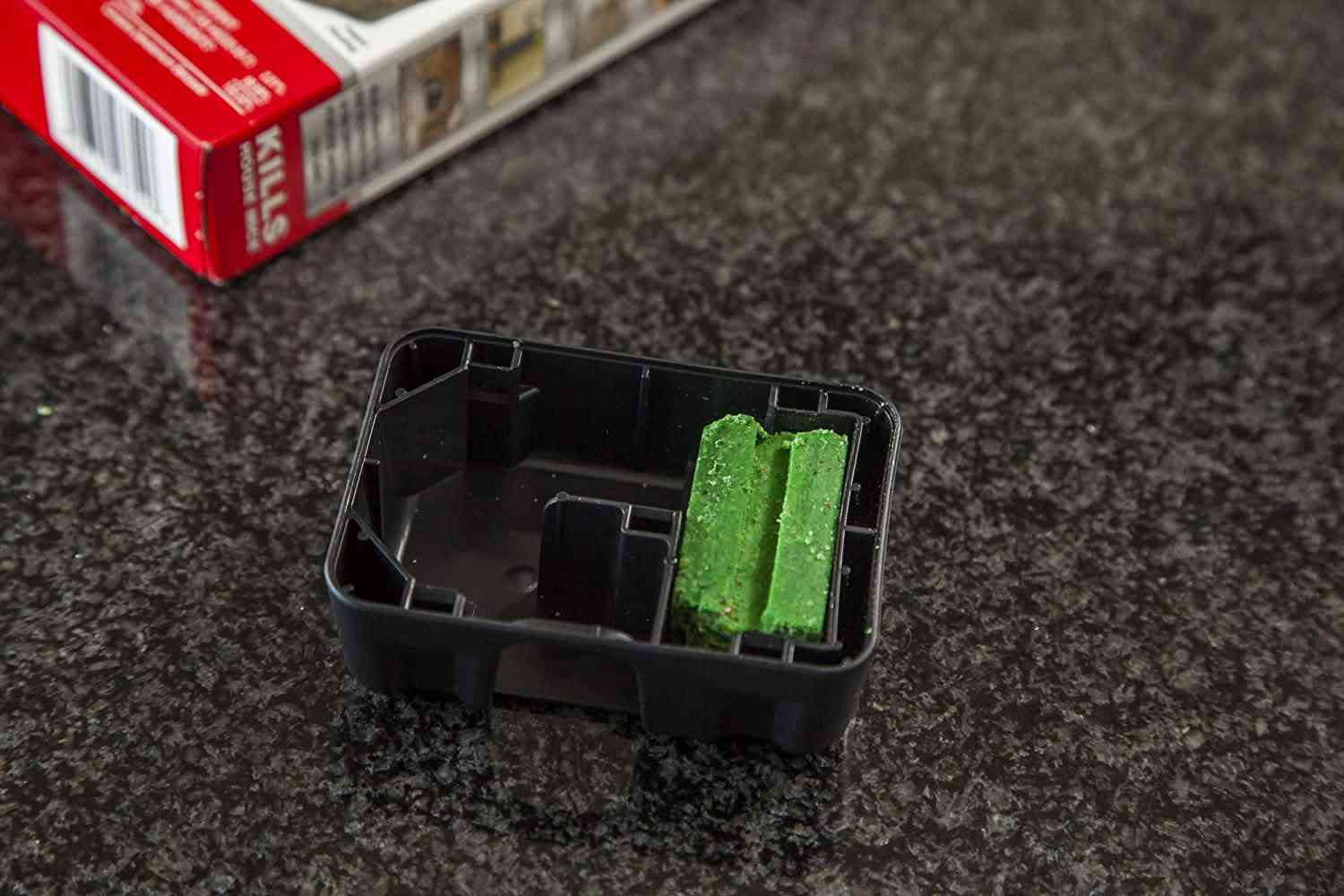 Tomcat Child-Resistant Mouse Killer Station - Indoor Use
