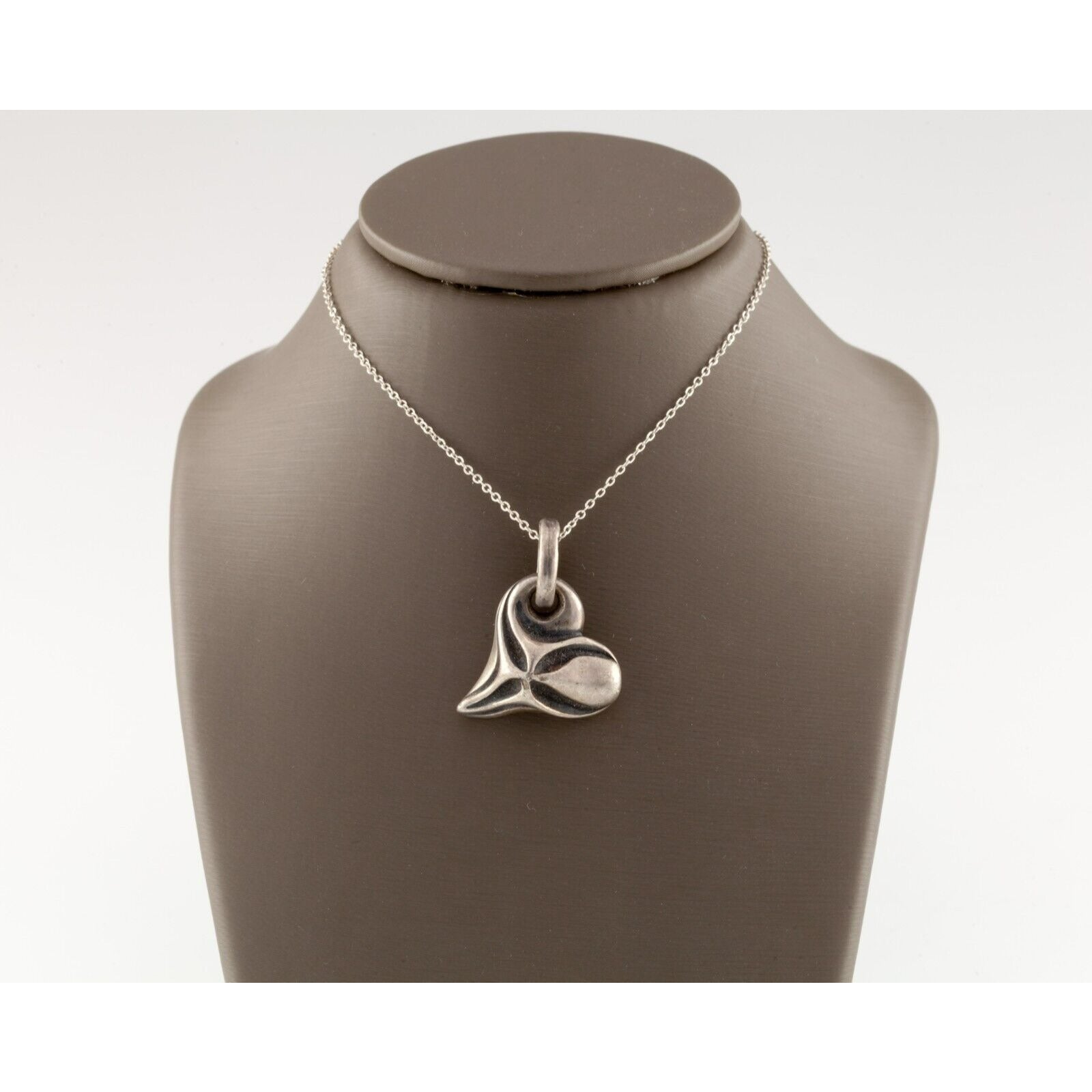 Vintage Bill Wall Sterling Silver Small Heart Charm Pendant