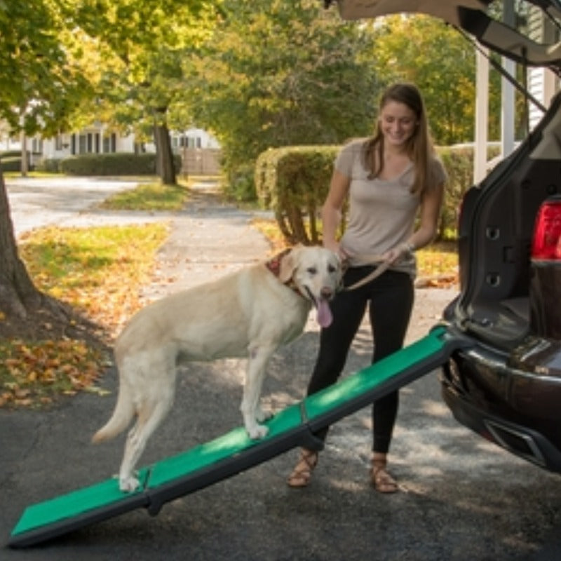 Pet Gear Tri-Fold Pet Ramp with SupertraX for Safe and Easy Pet Access