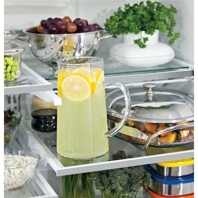 GE 27-cu ft French Door Refrigerator with Ice Maker and Water Dispenser, Black