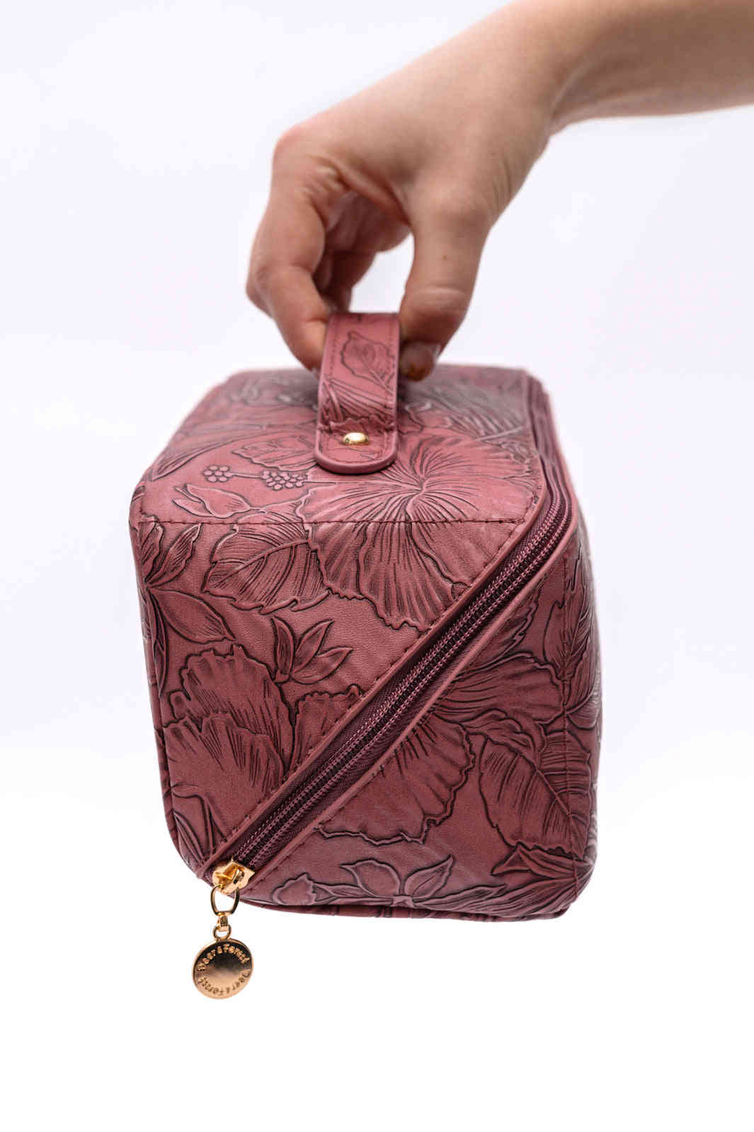 Luxurious Embossed Cosmetic Bag for Everyday Glamour