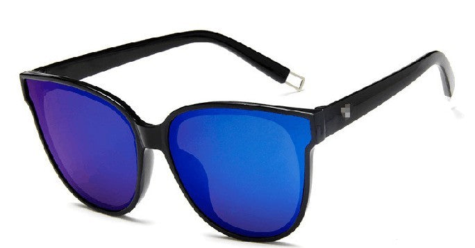 Stylish Vintage Sunglasses with Polarized Lenses