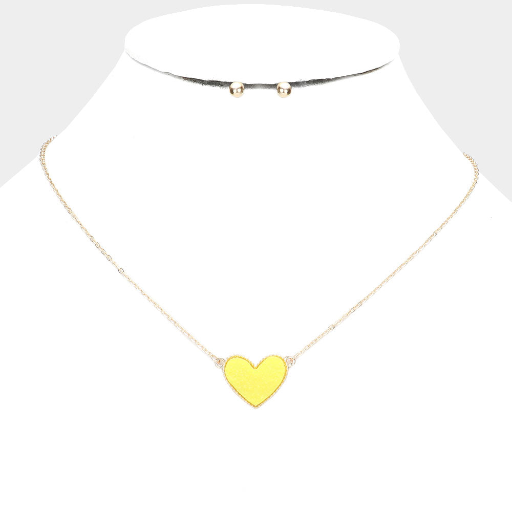 Glittering Druzy Heart Pendant Necklace