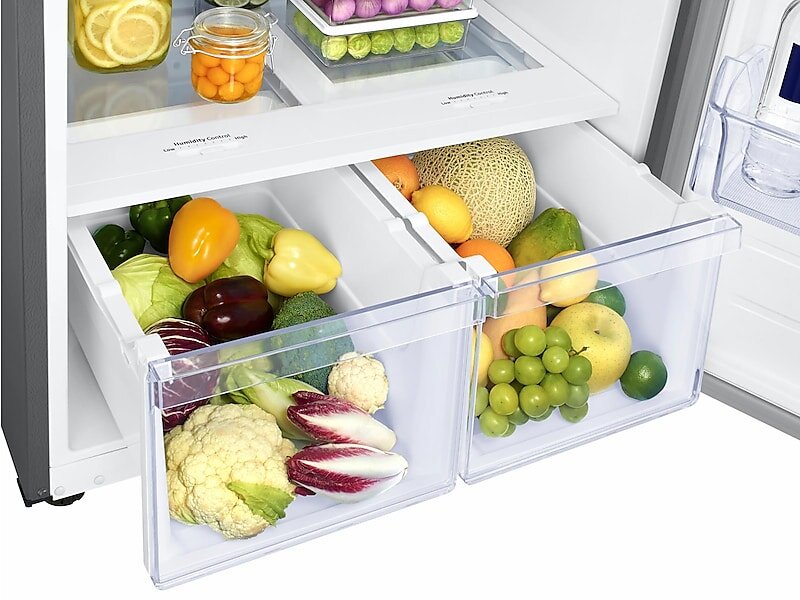 Samsung RT18M6215SR 18 Cu. Ft. Top Freezer Refrigerator with FlexZone™, Ice Maker, and Twin Cooling Plus™