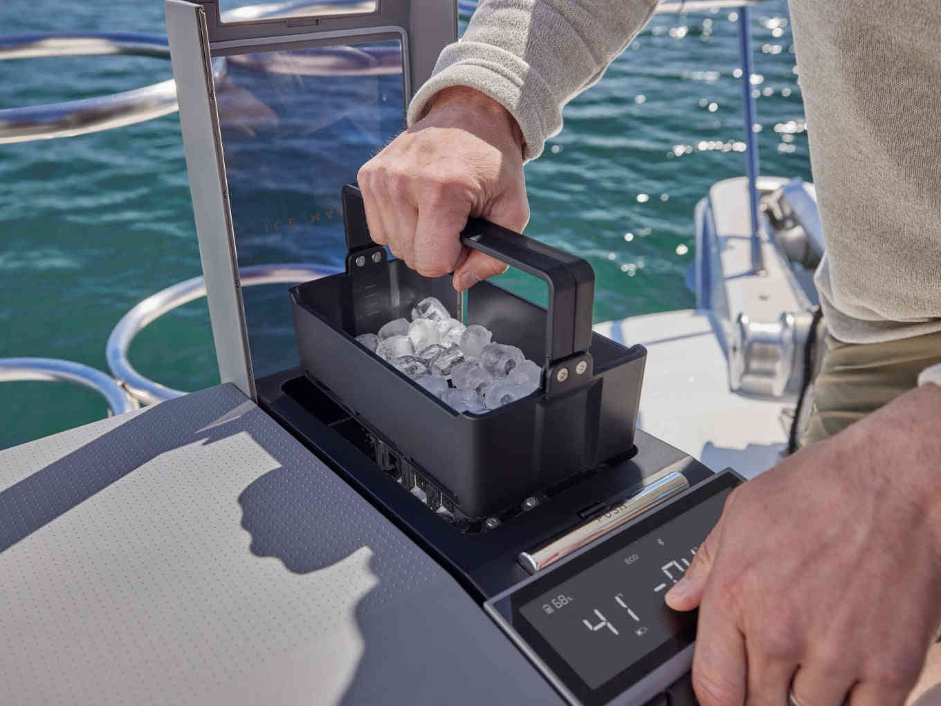 EcoFlow Glacier: 3-in-1 Portable Fridge, Freezer & Ice Maker