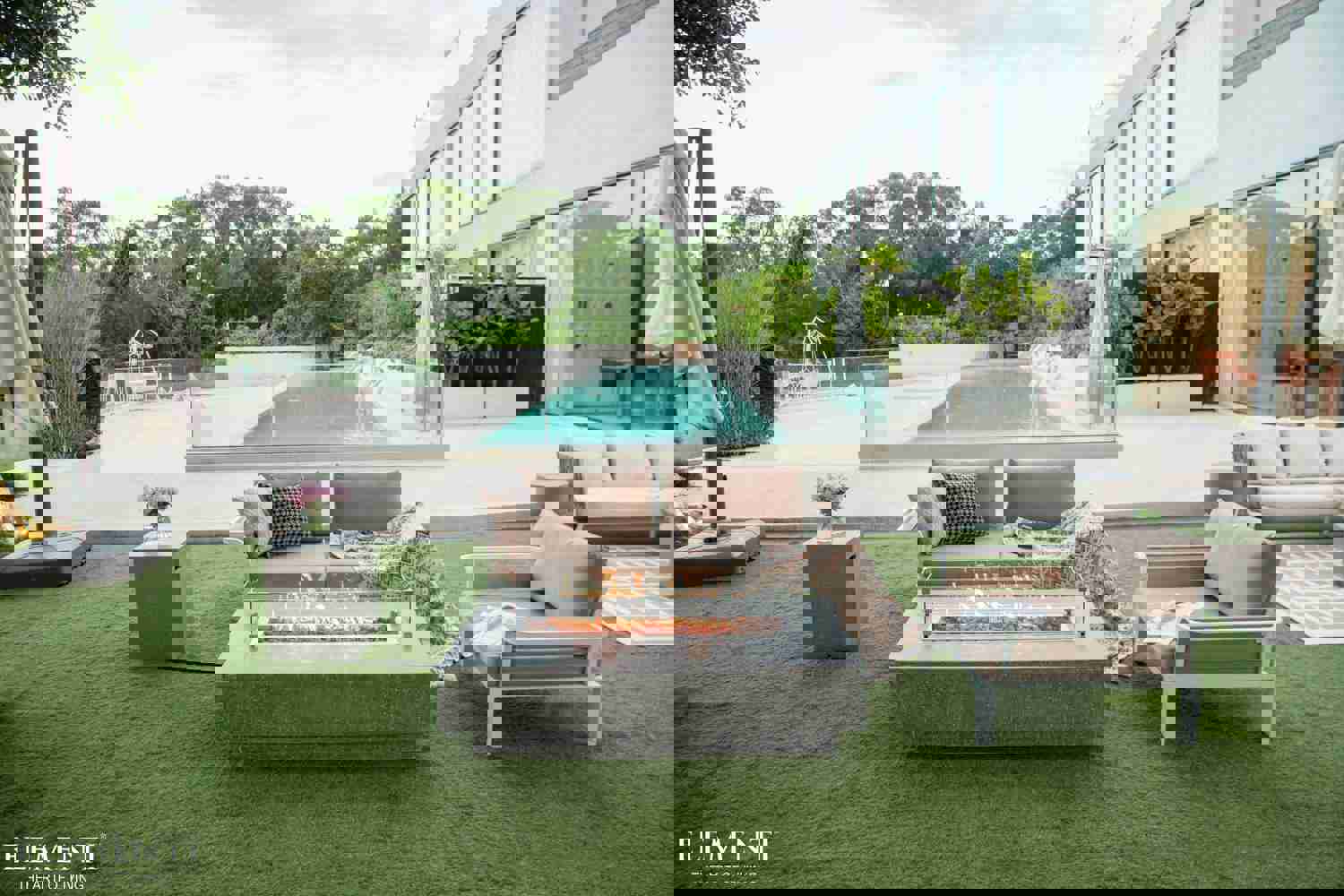 Hampton Limestone Concrete Gas Fire Pit - Light Gray