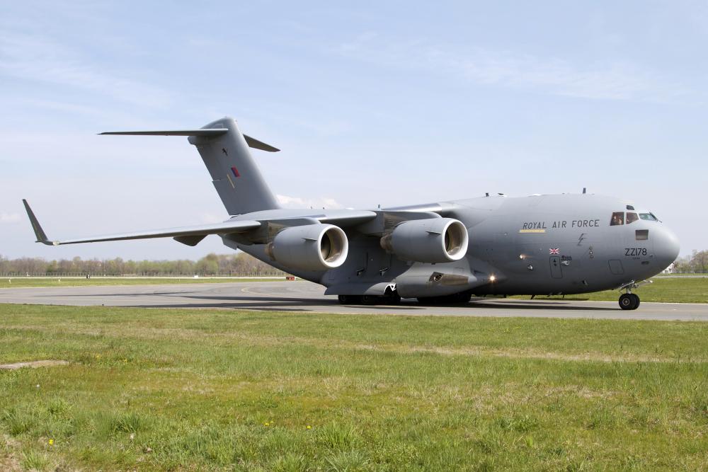 Boeing C-17 Globemaster III Wall Decal - Large Aircraft Art for Home and Office