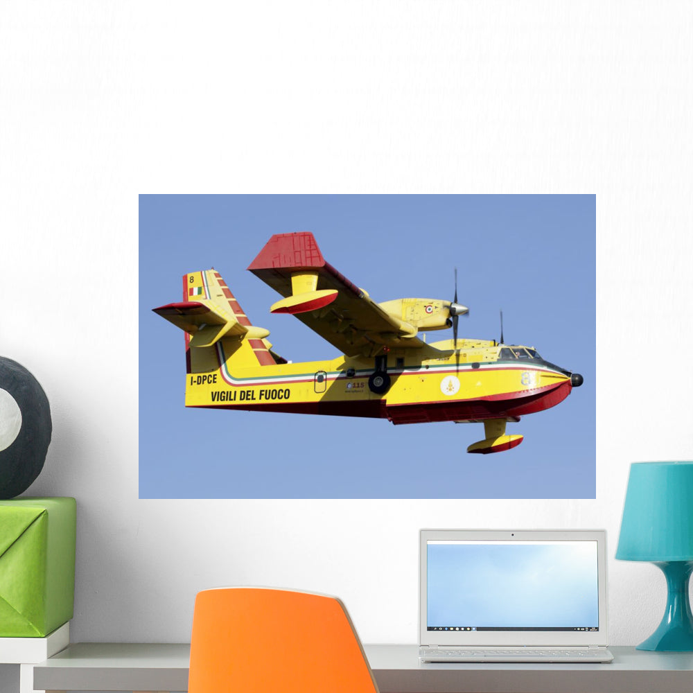 Italian Fire Hunter Wall Decal - Cl-415 Right Side Design
