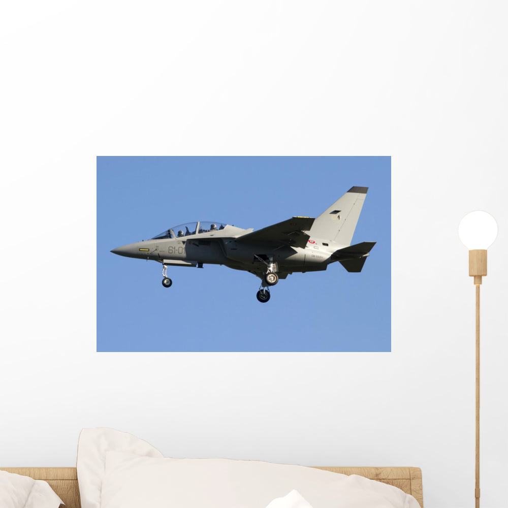 Alenia Aermacchi M-346 Master Landing Gear Vinyl Wall Decal