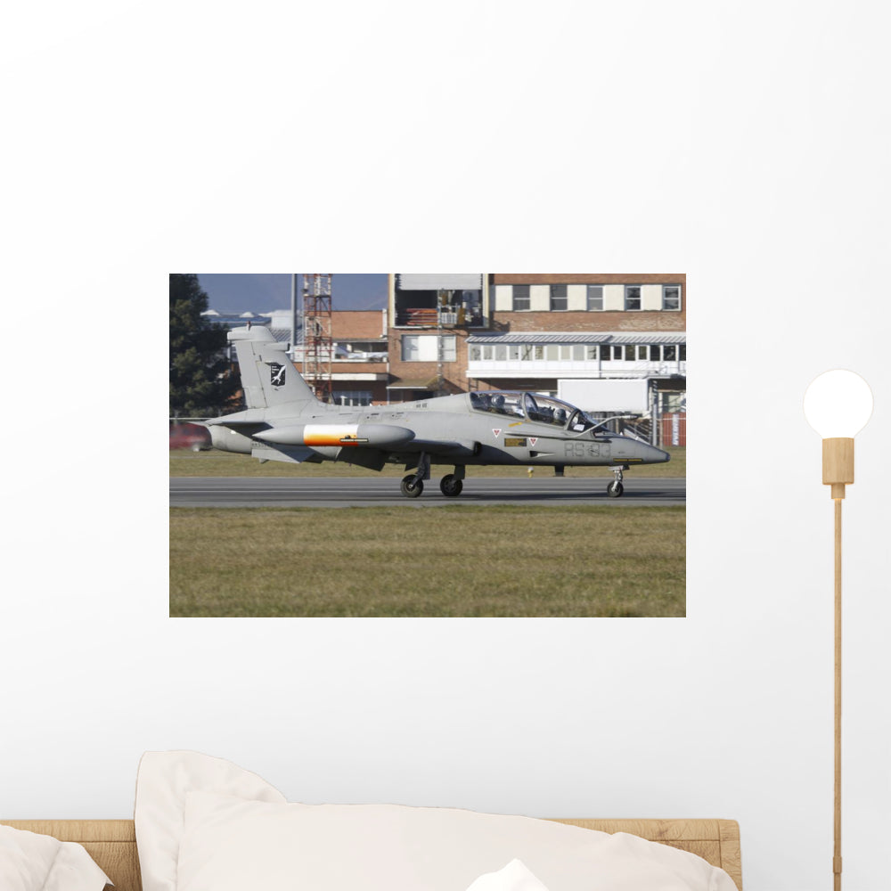 Italian Air Force Grounded Wall Decal - Vibrant Decor for Any Space