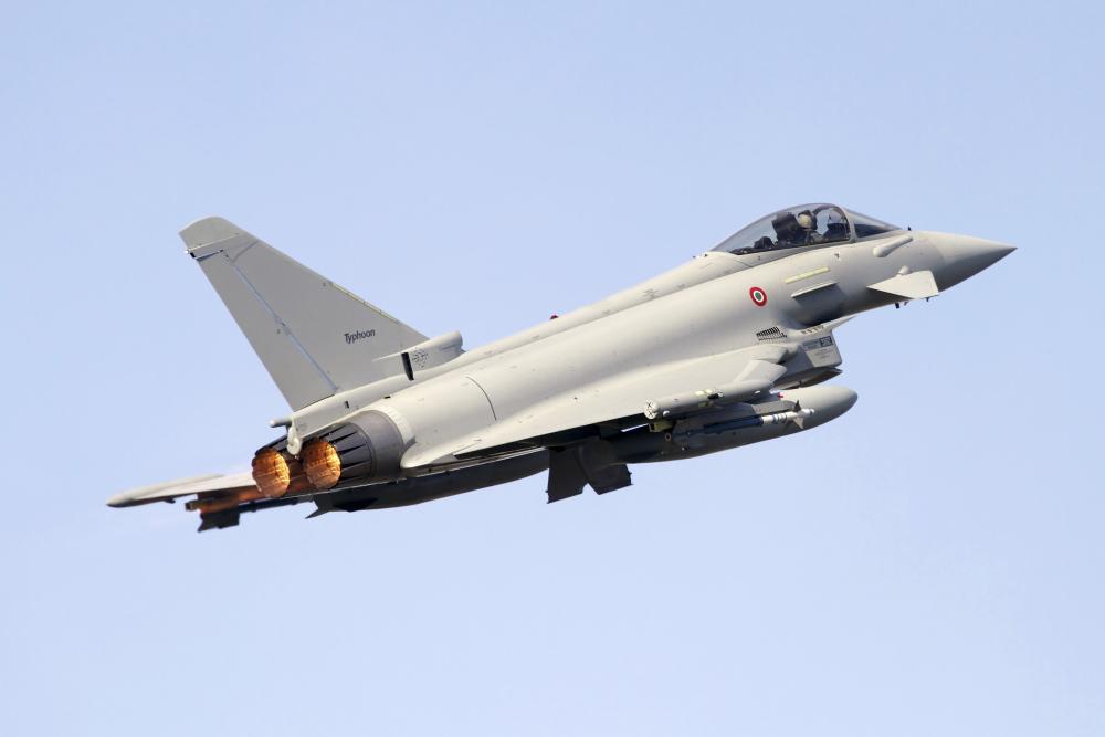Italian Eurofighter Typhoon 2000 In-Flight Wall Decal