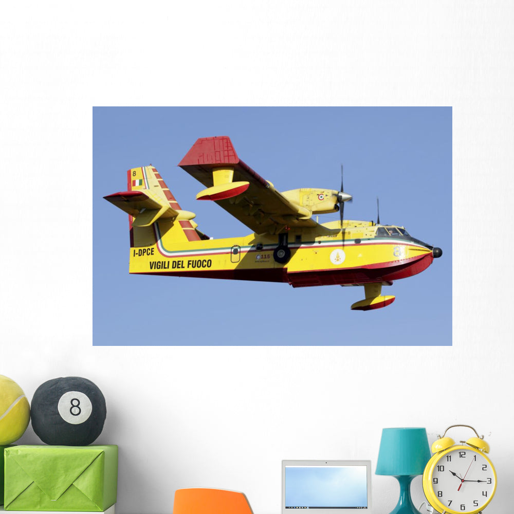 Italian Fire Hunter Wall Decal - Cl-415 Right Side Design