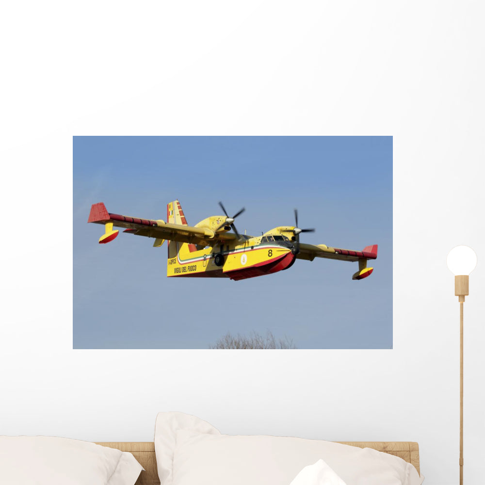 Italian Fire Hunter In-Flight Wall Decal - CL-415