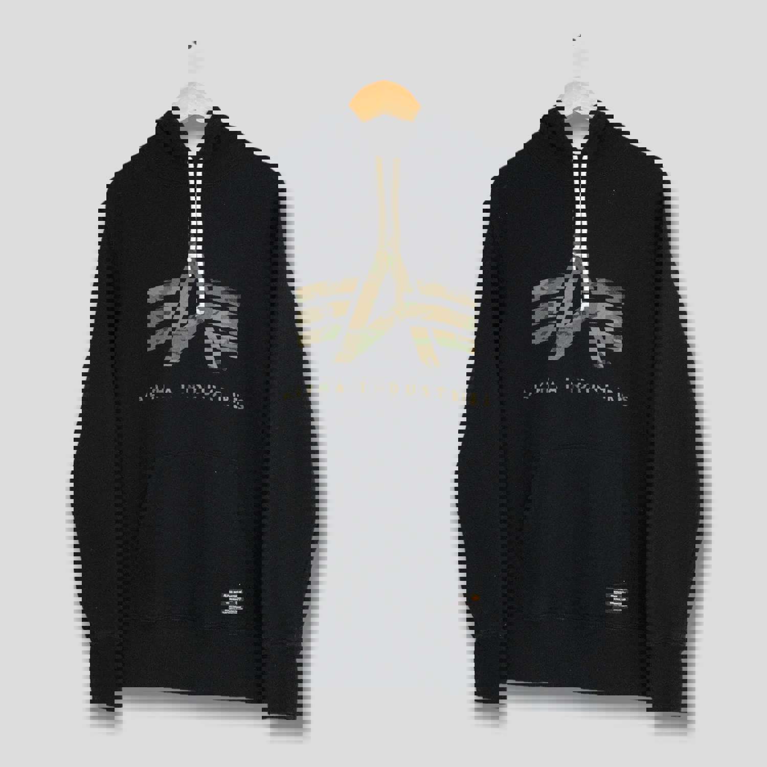 Vintage 90s US Army Alpha Industries Black Hoodie Sweater - Medium