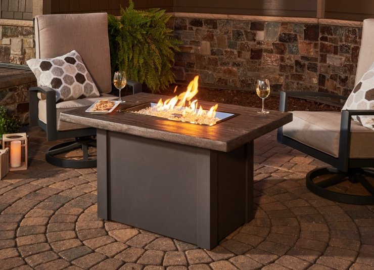 Driftwood Havenwood Gas Fire Pit Table with Grey Base