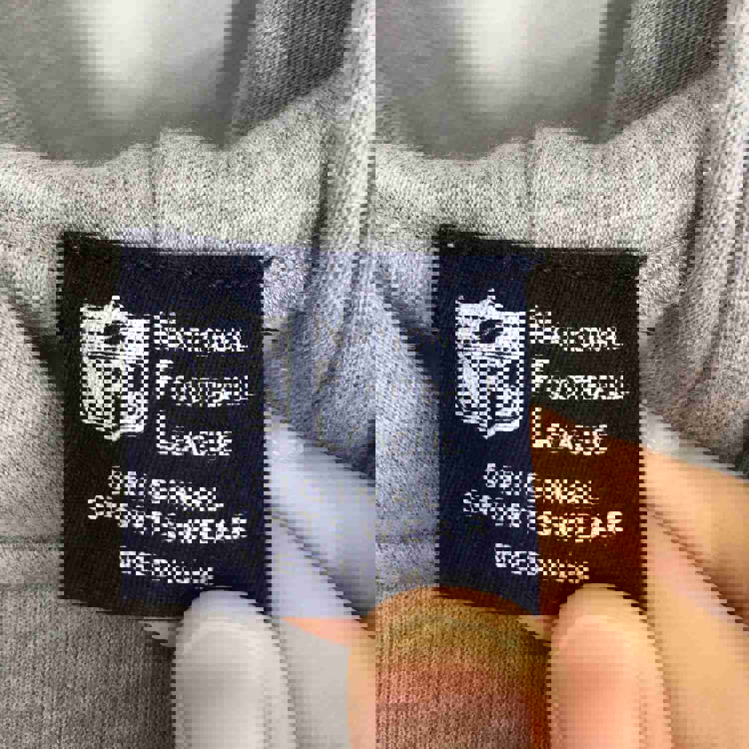 Vintage 90s Chicago Bears NFL Hoodie Sweatshirt - Medium Gray