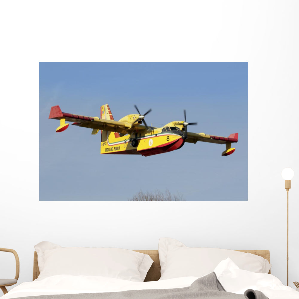 Italian Fire Hunter In-Flight Wall Decal - CL-415