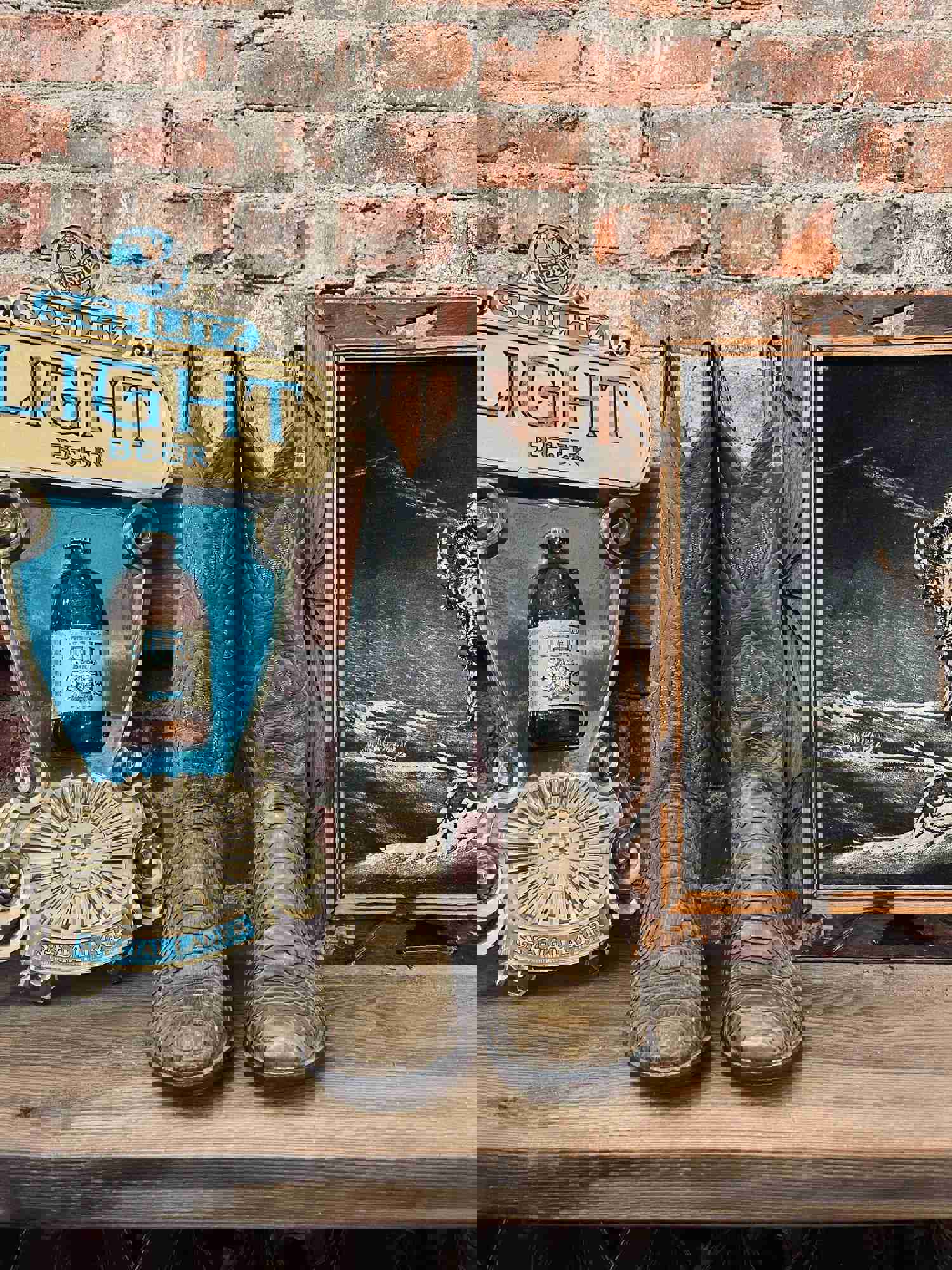 Stylish Sanders Cowboy Boots for Men - Size 5.5