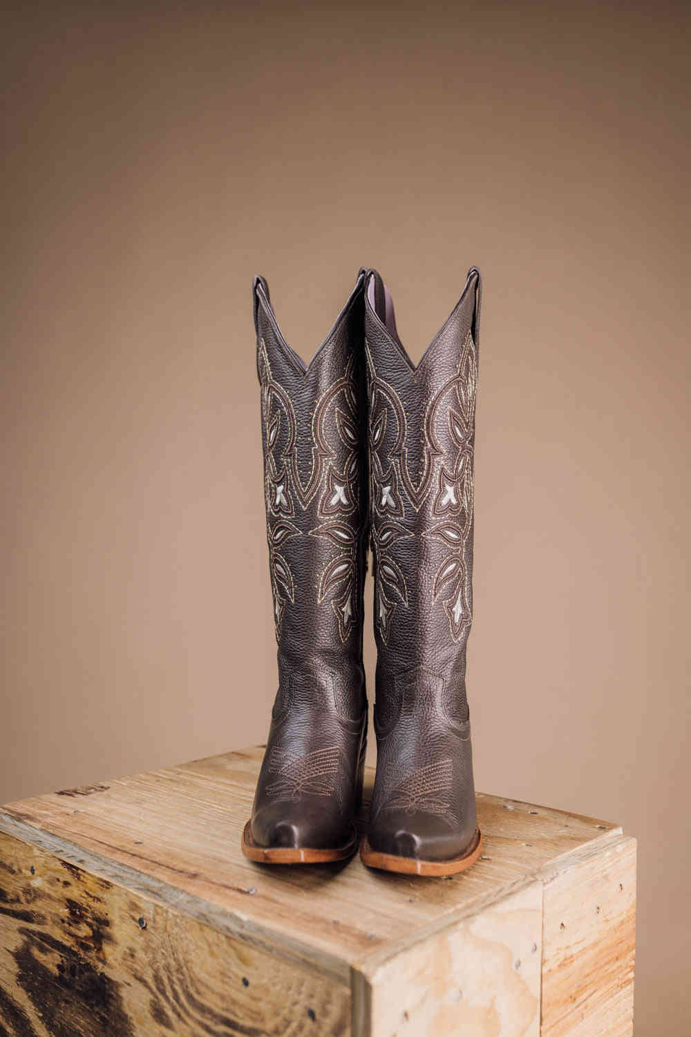 Antonina Alta Venado Women's Genuine Leather Tall Cowgirl Boots