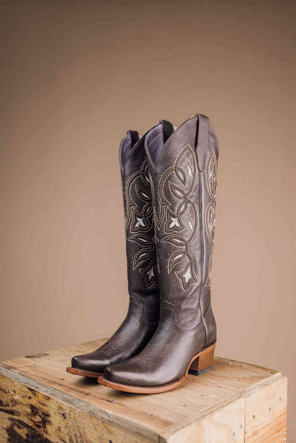 Antonina Alta Venado Women's Genuine Leather Tall Cowgirl Boots
