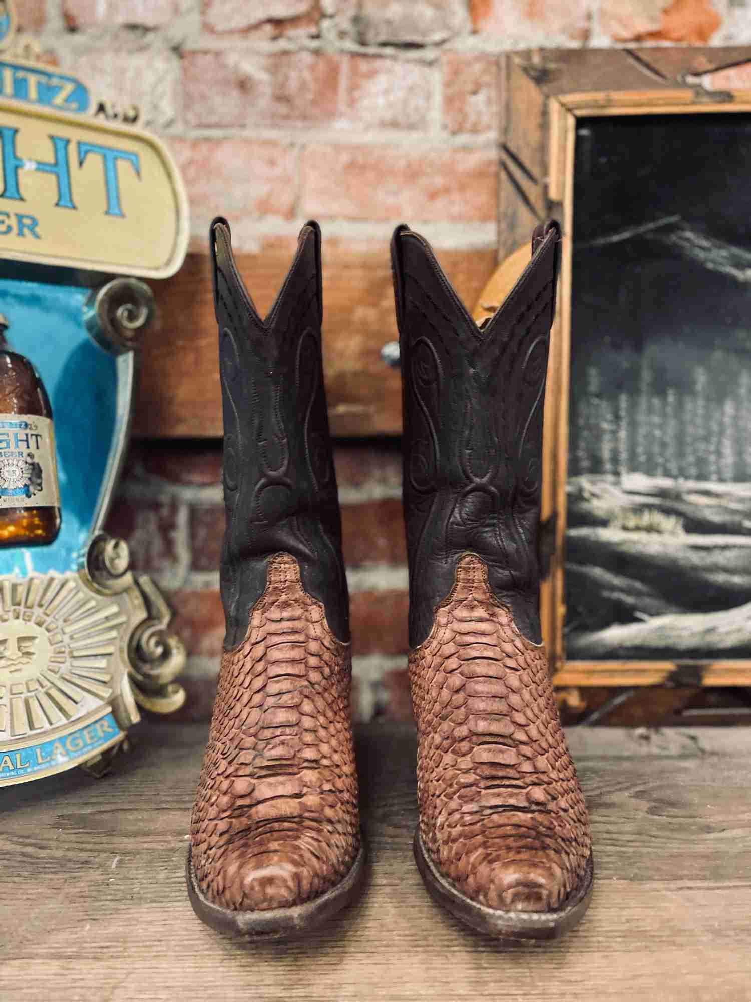 Lucchese Snakeskin Cowboy Boots - Size 7
