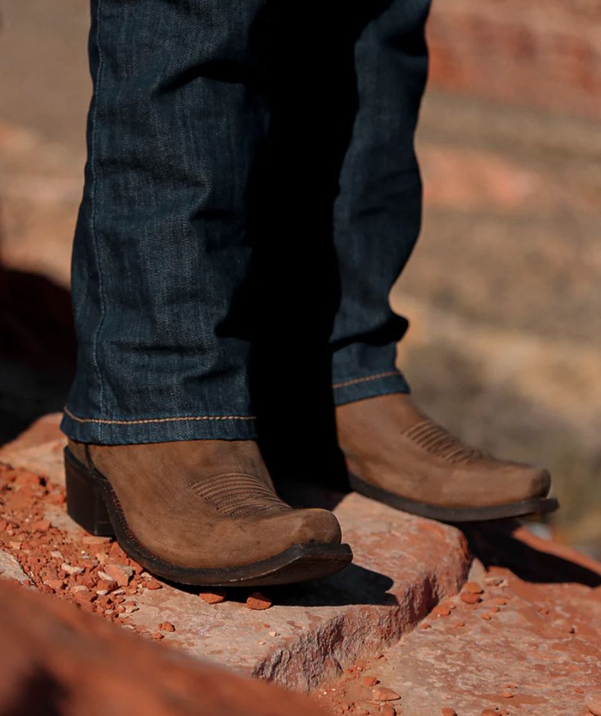 Rugged and Elegant Men's Cowboy Boots with Distressed Finish