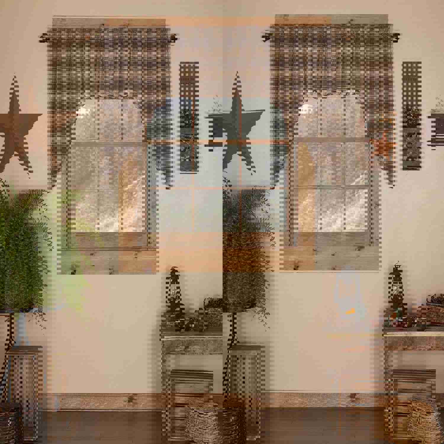 Dawson Star Scalloped Lined Swag Curtains - Rustic Elegance for Your Home