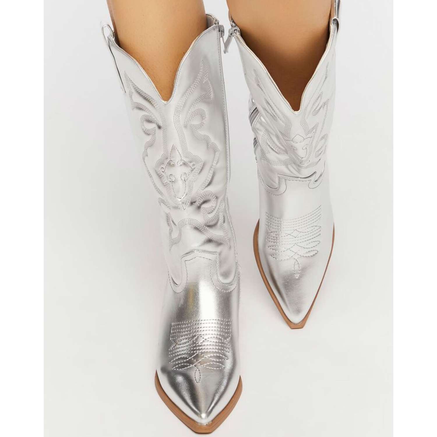 Stylish Zippered Embroidered Cowgirl Boots