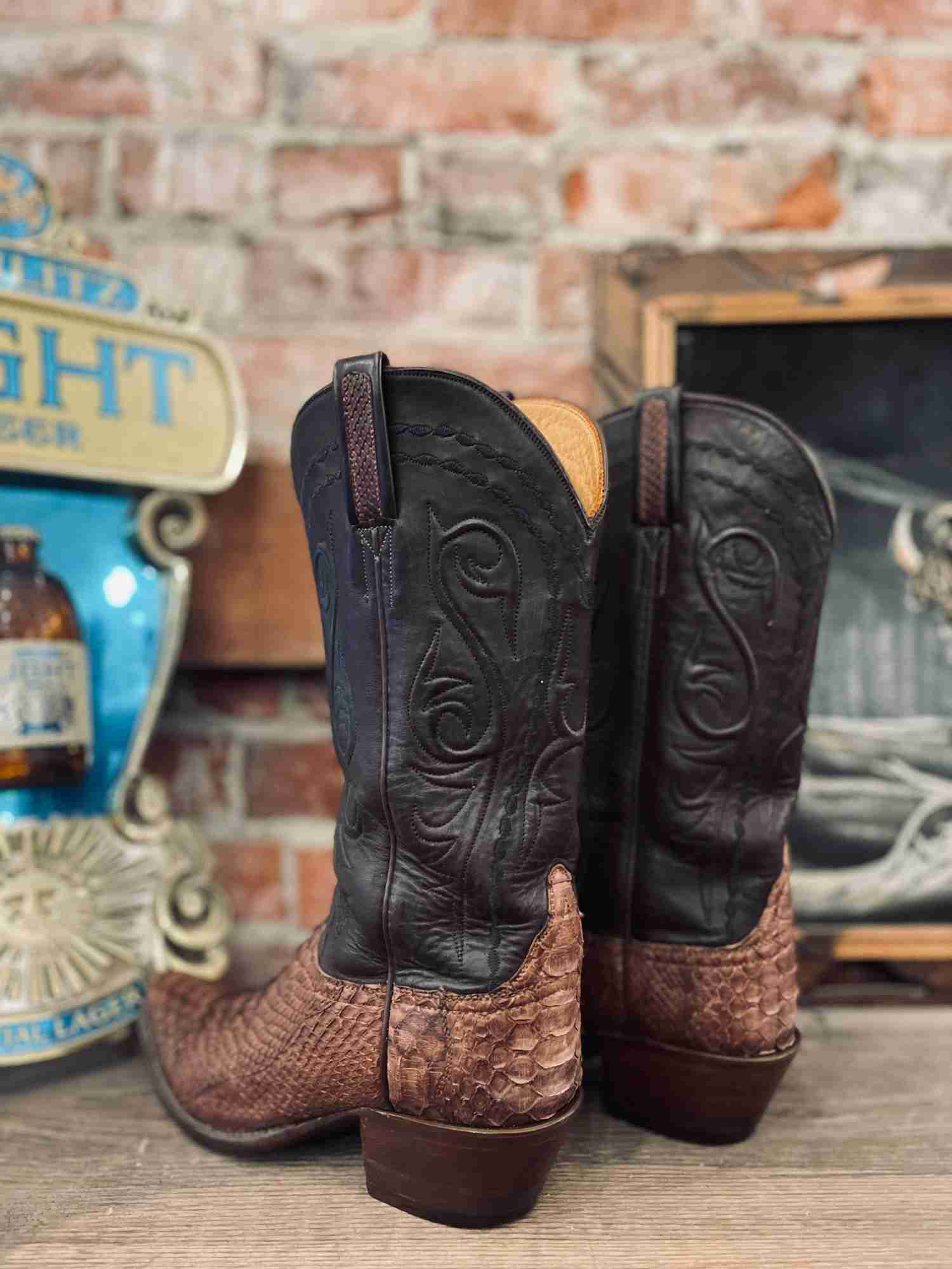 Lucchese Snakeskin Cowboy Boots - Size 7