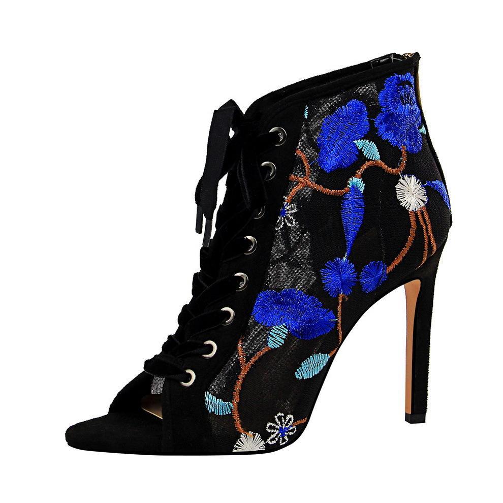 Stylish Women's Embroidered Lace-Up High Heel Boots