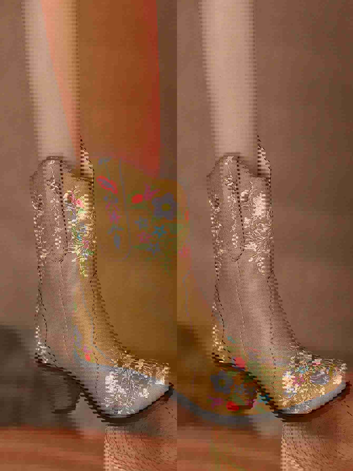 Stylish Women's Brown Embroidered Chunky Heel Boots