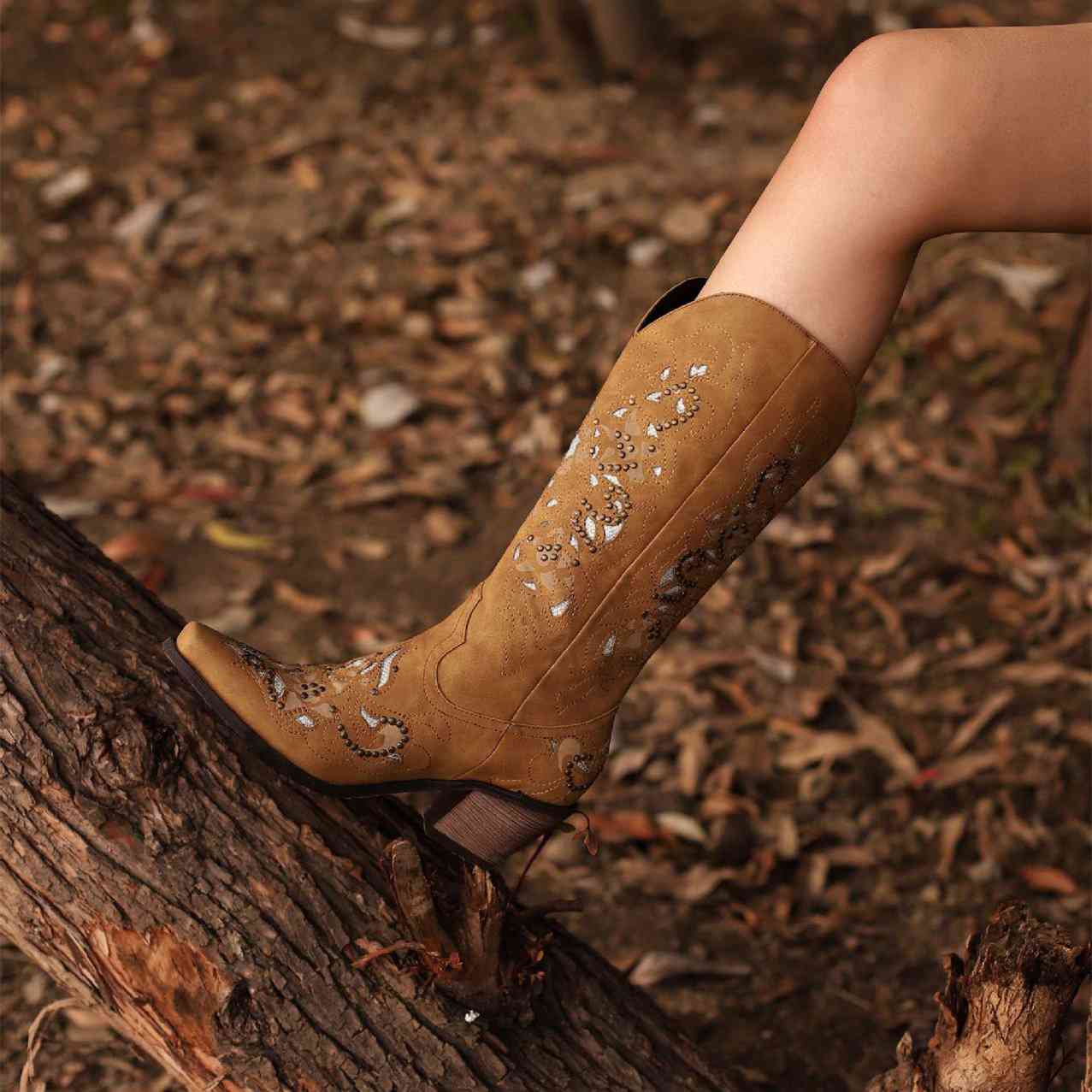 Stylish Women's Chunky Heel Studded Mid Calf Boots