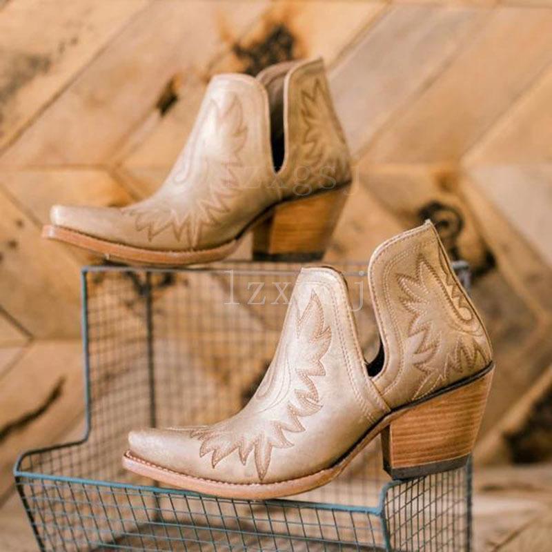 Stylish Women's Embroidered Chelsea Boots with Chunky Heel