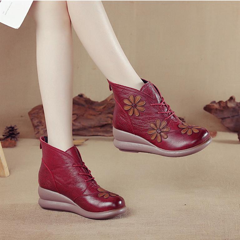 Elegant Women's Retro Ankle Boots with Back Zipper