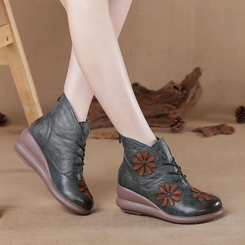 Elegant Women's Retro Ankle Boots with Back Zipper