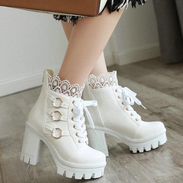 Stylish Women's Ankle Boots with Chunky Heel