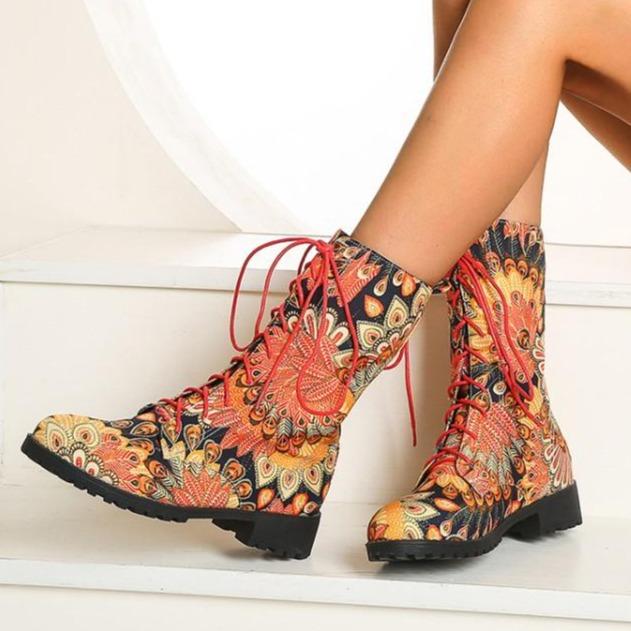 Stylish Women's Embroidered Lace-Up Chunky Heel Boots