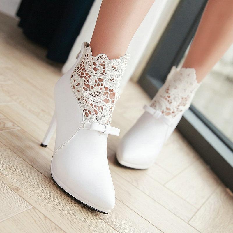 Stylish Women's Lace Flower Stiletto Ankle Boots