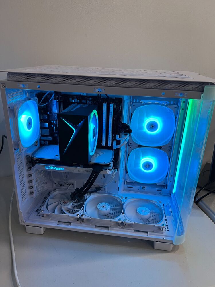 Skytech Gaming PC - AMD Ryzen 7 7700, 3.8GHz, 16GB DDR5 RAM, 1TB SSD, RTX4070 Super